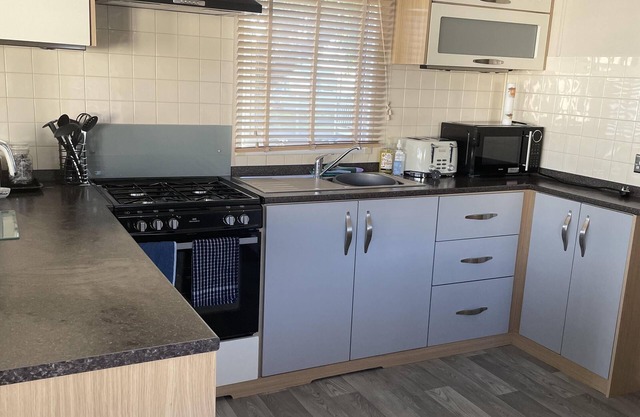 2 Bed-Sleeps 6-Free Parking-Pet Friendly