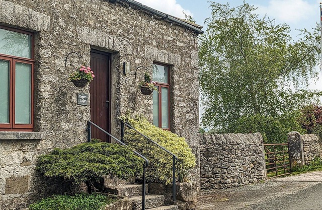 2 bedroom accommodation in Arnside and Silverdale
