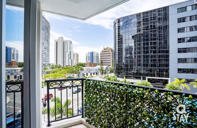 2 Bedroom 2 Bathroom Unit - Q Stay