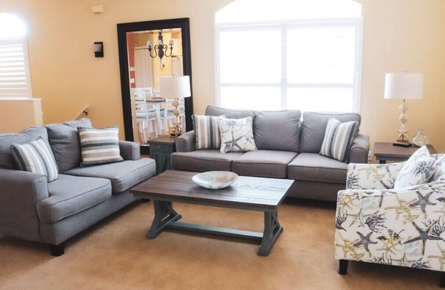 2 Bedroom (674704) by Houzlet