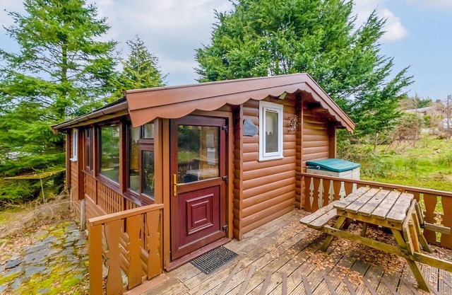 2 bedroom accommodation in Blaenau Ffestiniog