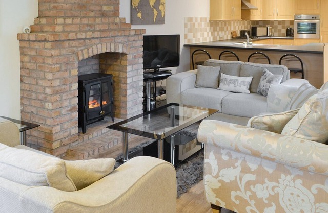 2 bedroom accommodation in Ryton, near Newcastle upon Tyne