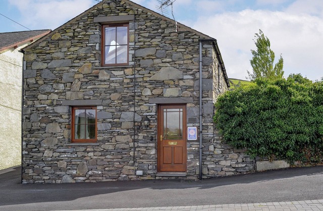 2 bedroom accommodation in Grizebeck, near Kirkby-in-Furness