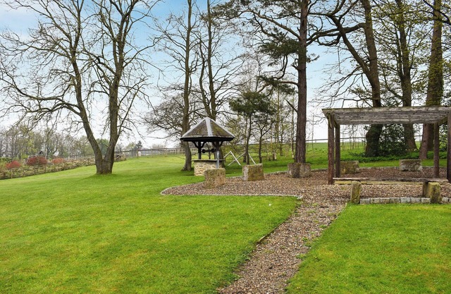 2 bedroom accommodation in Witton Le Wear, near Bishop Auckland