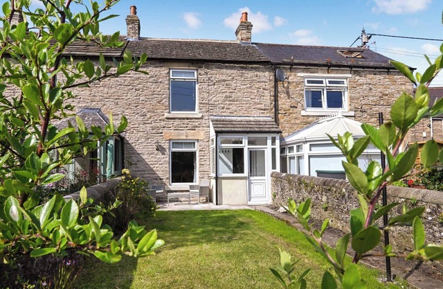 2 bedroom accommodation in Frosterley, County Durham