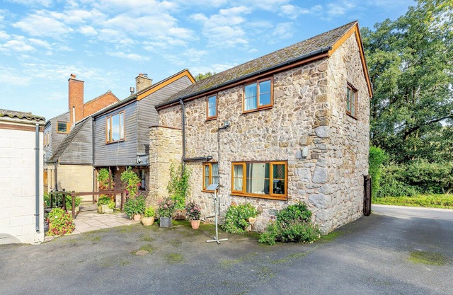 2 bedroom accommodation in Church Stretton