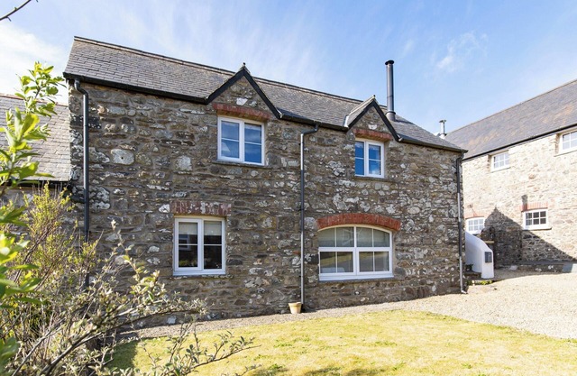 2 bedroom accommodation in Mathry, near St Davids