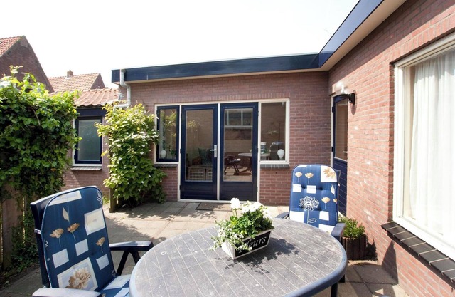 2 bedroom accommodation in Egmond aan Zee