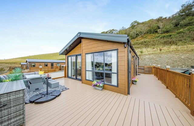 2 bedroom accommodation in Llanrhystud