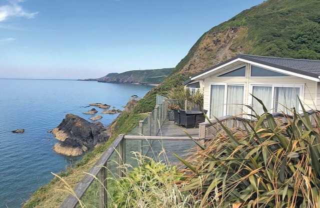 2 bedroom accommodation in Tresaith Beach, Cardigan, Ceredigion