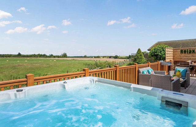 2 bedroom accommodation in Raywell, Beverley