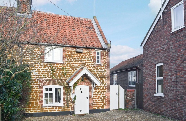 2 bedroom accommodation in Heacham, near King&rsquo;s Lynn