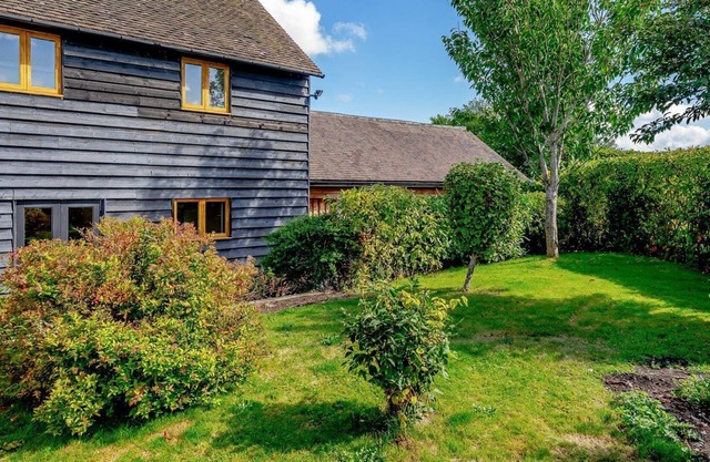 2 bedroom accommodation in Kingsland, near Leominster