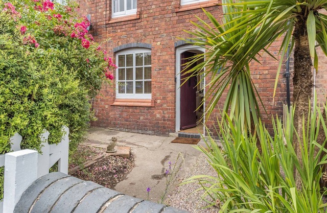 2 bedroom accommodation in Annscroft, near Shrewsbury