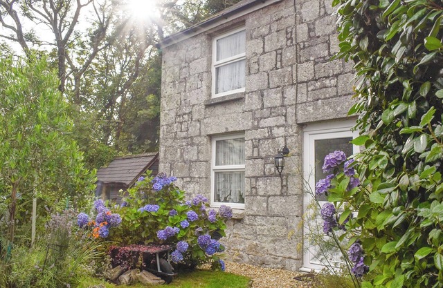 2 bedroom accommodation in St Austell