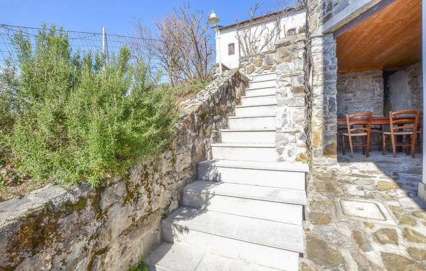 2 bedroom accommodation in Stregna