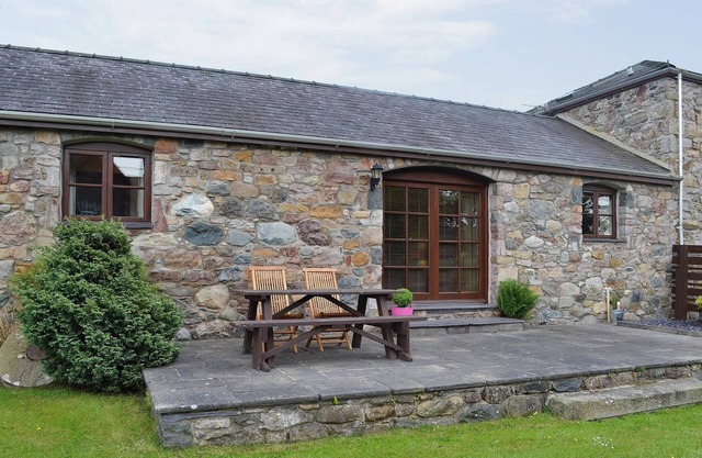2 bedroom accommodation in Caernarfon