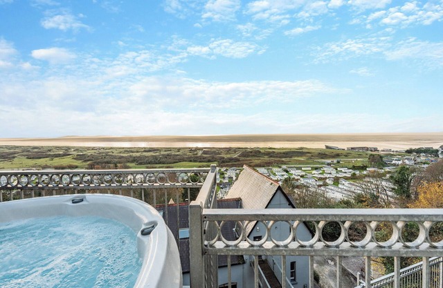 2 bedroom accommodation in Pendine, near Amroth