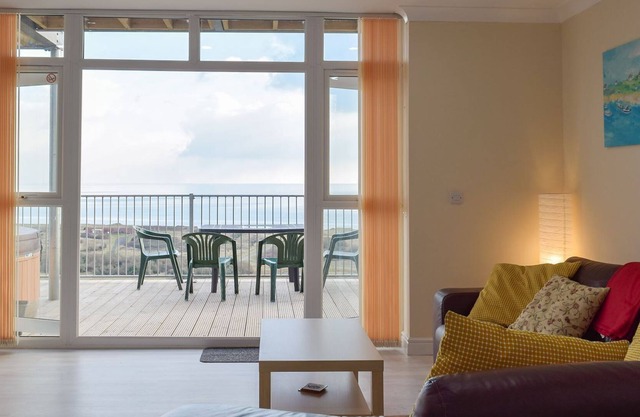 2 bedroom accommodation in Pendine, near Laugharne