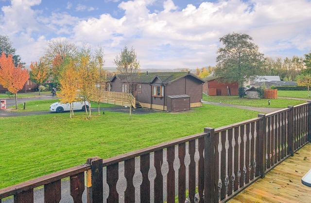 2 bedroom accommodation in Carnforth