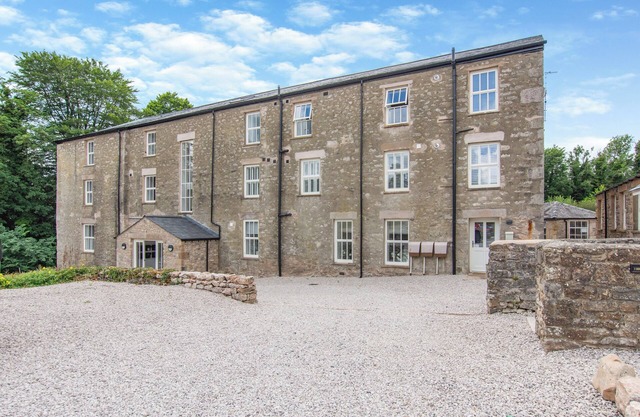 2 bedroom accommodation in Casterton, near Kirkby Lonsdale