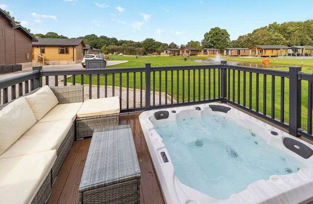 2 bedroom accommodation in Eaton, Congleton