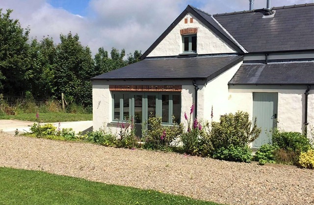 2 bedroom accommodation in Dwrbach, near Fishguard