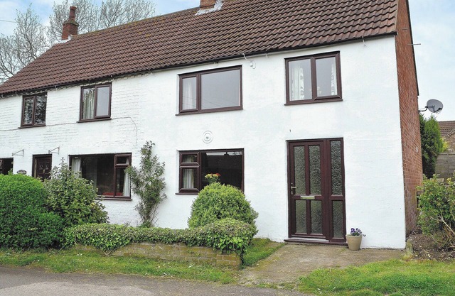 2 bedroom accommodation in Hemingby, near Horncastle