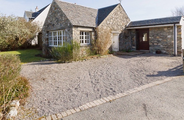 2 bedroom accommodation in Port Appin