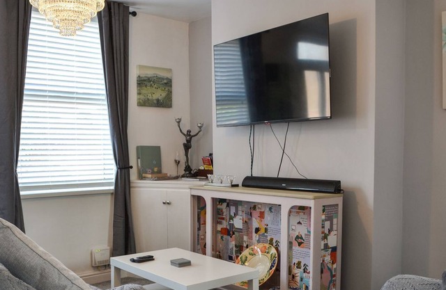 2 bedroom accommodation in Beverley