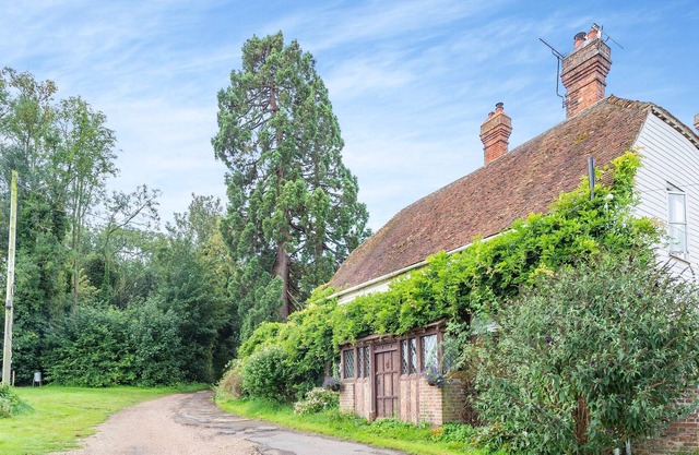 2 bedroom accommodation in Westfield, near Hastings