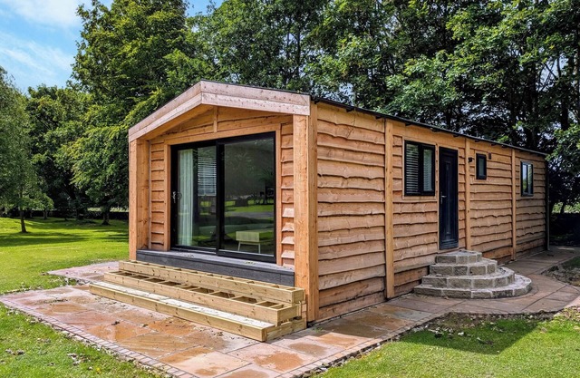 2 bedroom accommodation in Ingleton