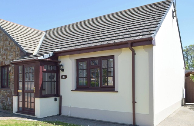 2 bedroom accommodation in Pembroke
