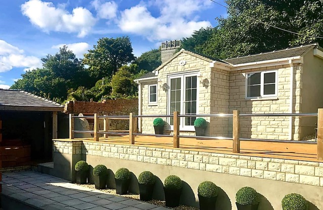 2 bedroom accommodation in Portland