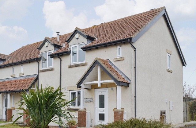 2 bedroom accommodation in Seahouses