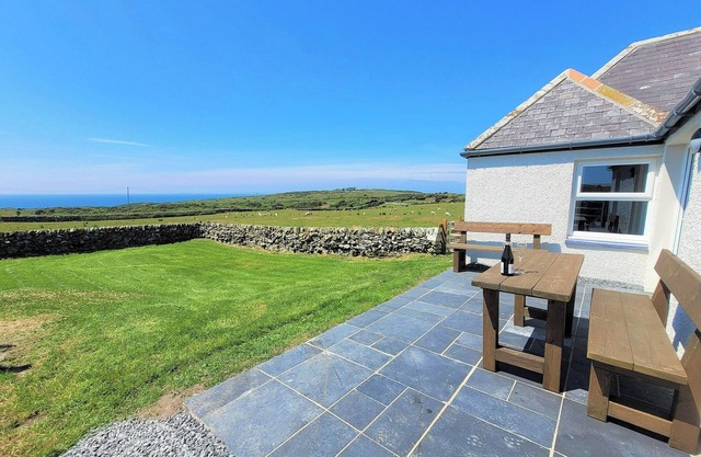2 bedroom accommodation in Whithorn