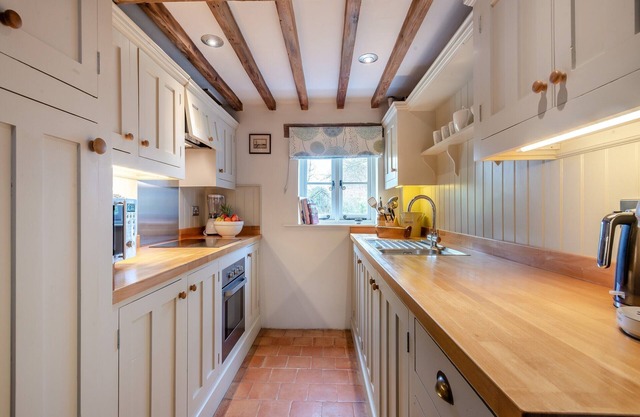 2 bedroom accommodation in Wickmere