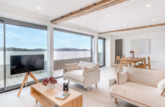 2 bedroom accommodation in Arnside