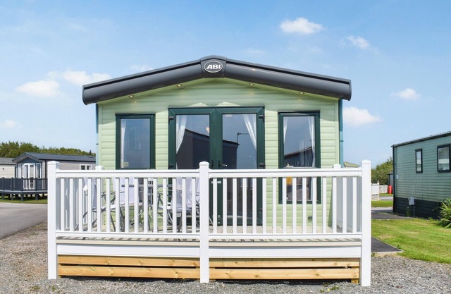 2 bedroom accommodation in Heysham