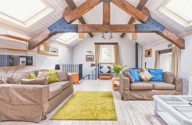2 bedroom accommodation in Warslow, near Buxton