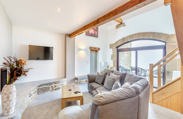 2 bedroom accommodation in Carleton, near Skipton