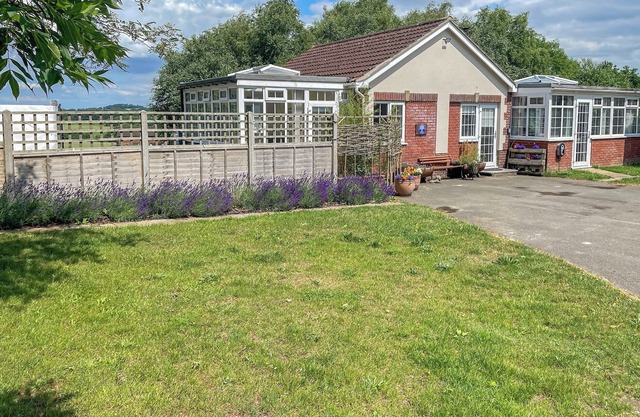 2 bedroom accommodation in Hagworthingham, near Horncastle
