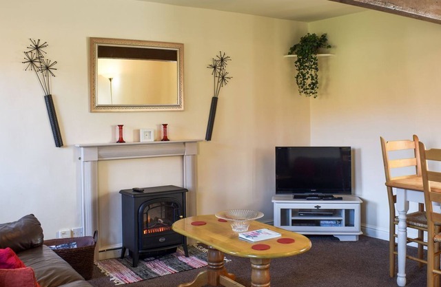 2 bedroom accommodation in Exelby