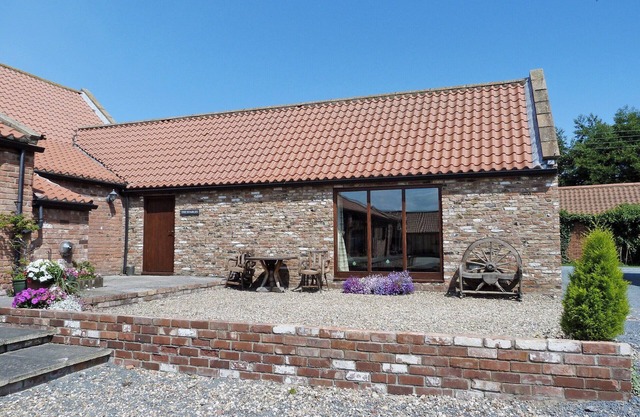 2 bedroom accommodation in Hornsea