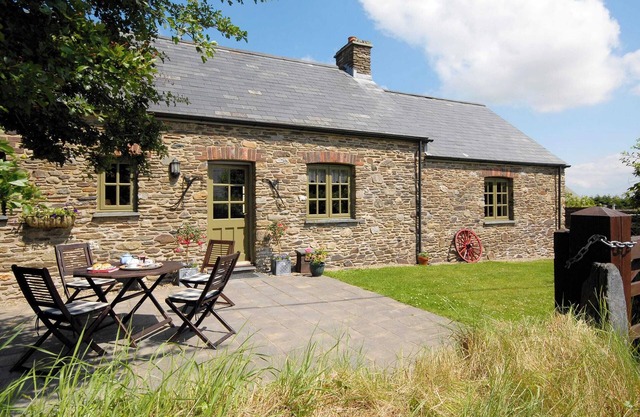 2 bedroom accommodation in Mathry