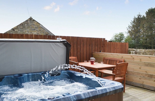 2 bedroom accommodation in Longdyke, near Morpeth