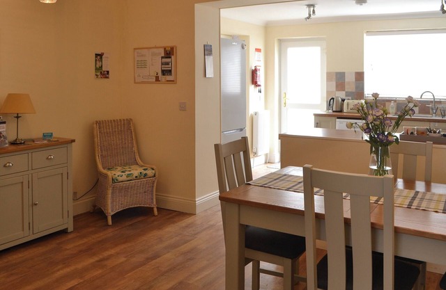 2 bedroom accommodation in Amble