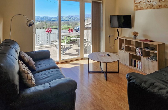 2 bedroom accommodation in Bala