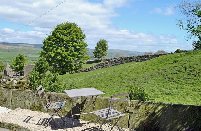 2 bedroom accommodation in Burtersett, near Hawes