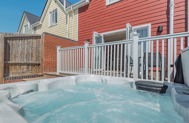 2 bedroom accommodation in Orby